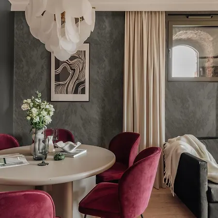 Aparthotel Casa Blush - Loftaffair Collection