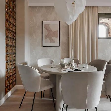 Chmielna 109d - Turek Apartahotel 4*