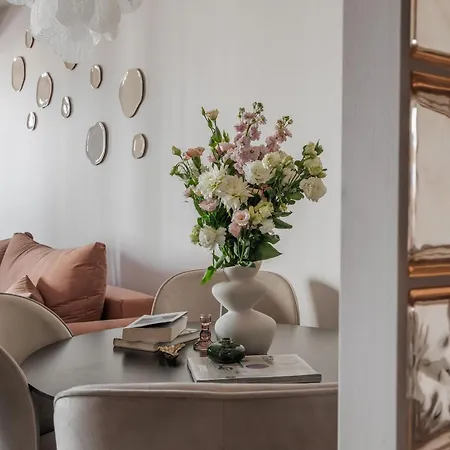 Casa Blush - Loftaffair Collection *